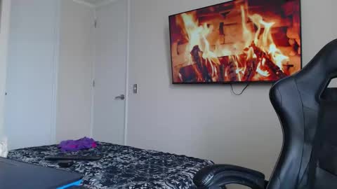 Snapshot of johnklleyn chatting on 19, 9, 2025 john online show from 19, 9, 2025