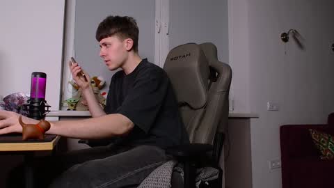 johnny boom online show from 10, 1, 2025