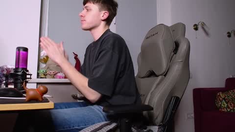 johnny boom online show from 16, 1, 2025