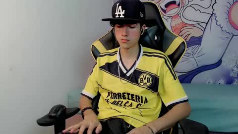 johnny_cagee online show from 8, 2, 2025