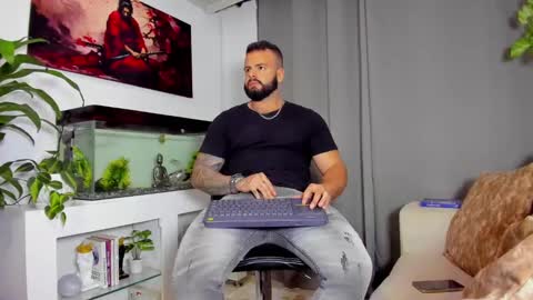 JOHNNY online show from 6, 2, 2025