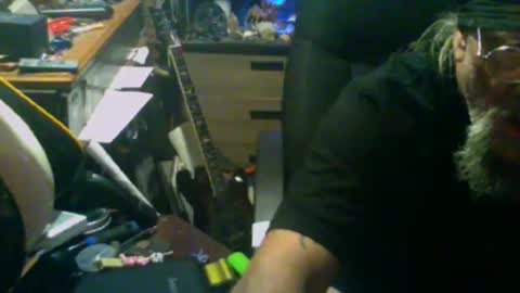 Snapshot of johnnyshung1 chatting on 12, 1, 2026 johnnyshung1 online show from 12, 1, 2026