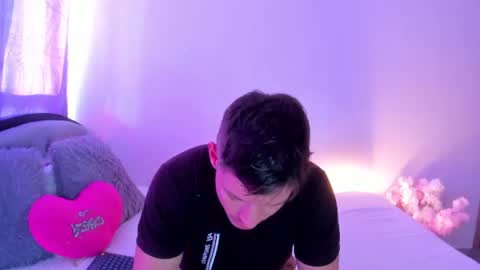 johnycooper08 online show from 28, 7, 2026