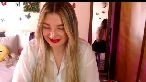 Jolie Mature online show from 20, 6, 2026