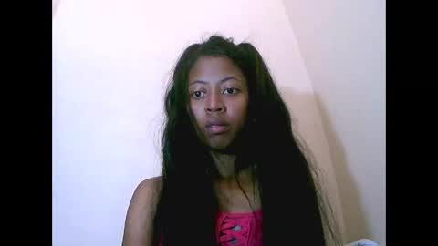 Snapshot of joliekah27 chatting on 16, 11, 2025 joliekah27 online show from 16, 11, 2025