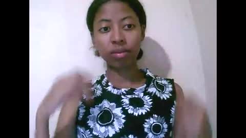 joliekah27 online show from 27, 4, 2026