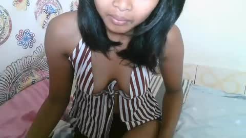 jolienasexi online show from 24, 7, 2026