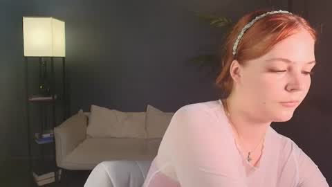 Polly  online show from 30, 6, 2026