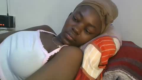 Snapshot of jollynabeb chatting on 27, 9, 2025 jollynabeb online show from 27, 9, 2025