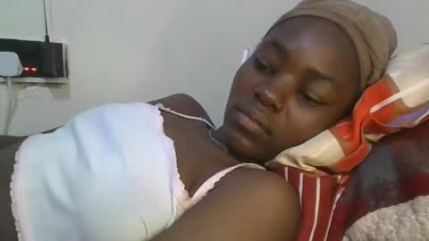 Snapshot of jollynabeb chatting on 28, 9, 2025 jollynabeb online show from 28, 9, 2025