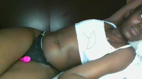 Snapshot of jollynabeb chatting on 4, 11, 2025 jollynabeb online show from 4, 11, 2025