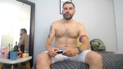 Snapshot of jonas_beard1 chatting on 17, 11, 2025 JONAS BEARD online show from 17, 11, 2025