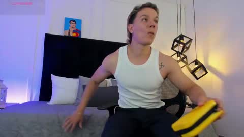 Snapshot of jonathan_daniels1 chatting on 4, 3, 2025 Jonathan Danielss online show from 4, 3, 2025