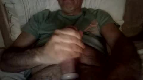 Snapshot of jonlovespussy6969 chatting on 15, 6, 2026 John loves pussy online show from 15, 6, 2026