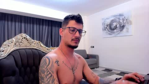 jonnyporn1 online show from 7, 4, 2026