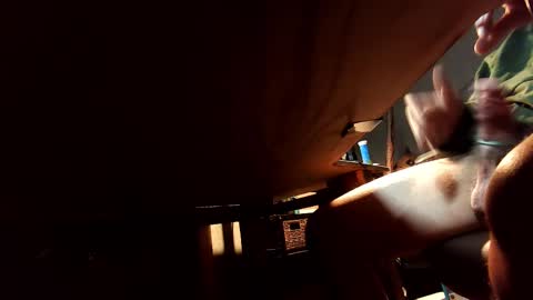 Snapshot of jontn_swift chatting on 5, 10, 2025 Jonathon Swift online show from 5, 10, 2025