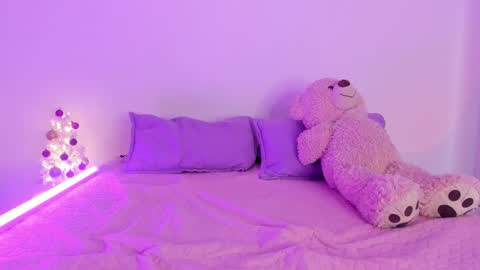 Snapshot of jordy_and_sofi chatting on 19, 12, 2025 JORDY AND SOFI online show from 19, 12, 2025