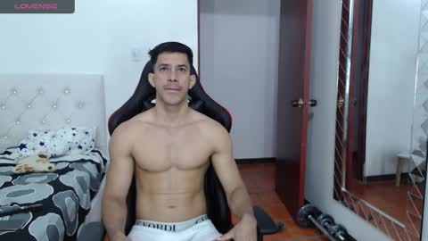 jose_rumbero91 online show from 10, 2, 2025