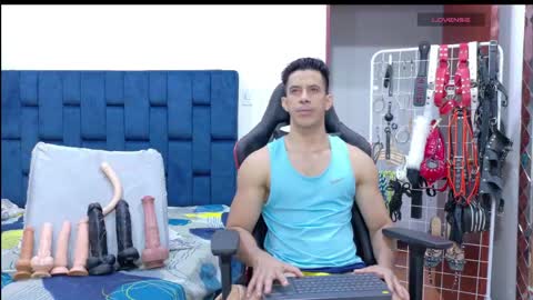 jose_rumbero91 online show from 21, 4, 2026