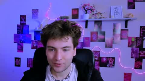 joseph_bear_ online show from 21, 4, 2026