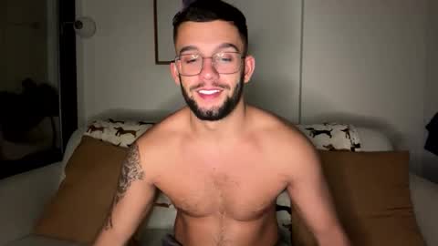 Snapshot of josh_xo chatting on 2, 12, 2025 josh_xo online show from 2, 12, 2025