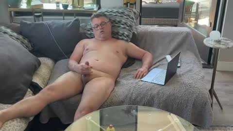 joshacboi online show from 28, 4, 2026