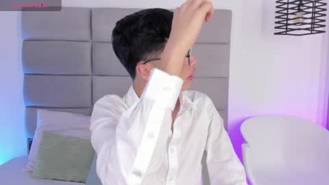 Josh online show from 7, 4, 2026