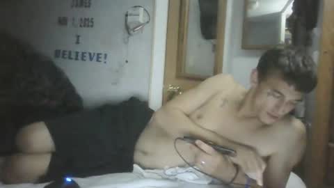 Snapshot of joshuamadeit123 chatting on 8, 3, 2025 joshuamadeit123 online show from 8, 3, 2025