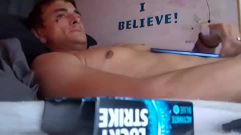 Snapshot of joshuamadeit123 chatting on 8, 3, 2025 joshuamadeit123 online show from 8, 3, 2025