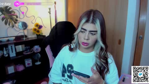 josephine   independent model    online show from 30, 12, 2024