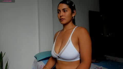Snapshot of joyaoscura55 chatting on 2, 5, 2026 sofiaparker8 online show from 2, 5, 2026