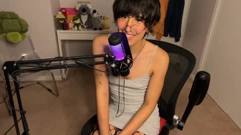 Jackie Joy online show from 10, 12, 2024