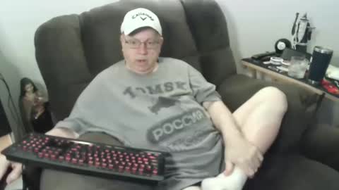 Snapshot of jpmel99 chatting on 11, 10, 2025 jpmel99 online show from 11, 10, 2025