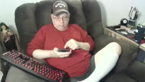 Snapshot of jpmel99 chatting on 8, 11, 2025 jpmel99 online show from 8, 11, 2025