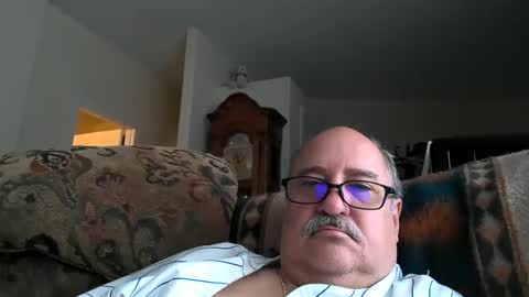 jr8in online show from 11, 9, 2025