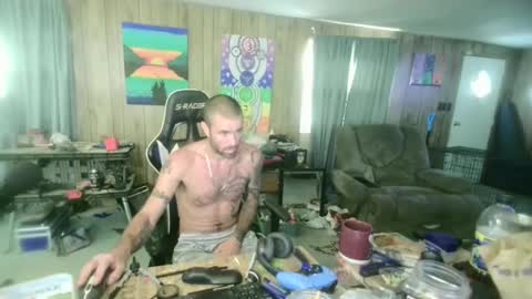 jrizzle1111 online show from 9, 9, 2025