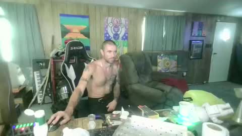 jrizzle1111 online show from 8, 10, 2025