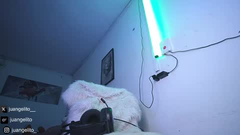 Snapshot of juan_angel69 chatting on 19, 6, 2026 juan angel online show from 19, 6, 2026