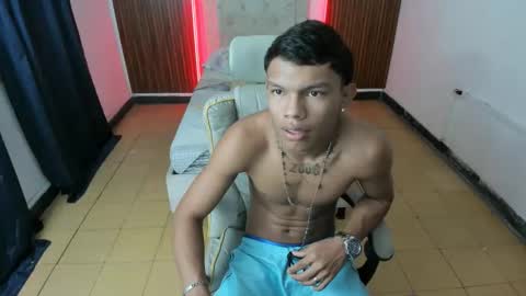 Snapshot of juan_mhata chatting on 1, 5, 2026 Juan Mhata online show from 1, 5, 2026
