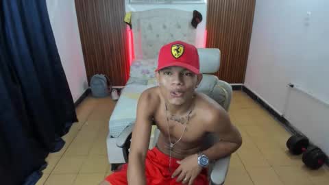 Snapshot of juan_mhata chatting on 5, 5, 2026 Juan Mhata online show from 5, 5, 2026