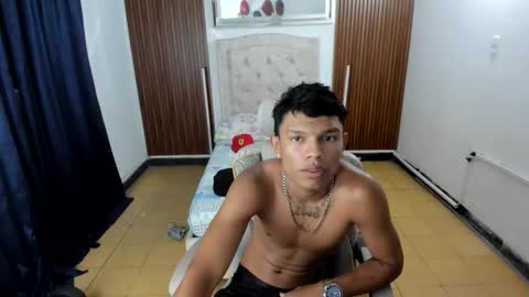 Snapshot of juan_mhata chatting on 17, 5, 2026 Juan Mhata online show from 17, 5, 2026