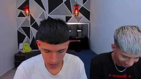 JuanSteven online show from 25, 4, 2026