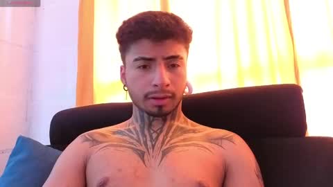 juancamilo66_ online show from 19, 5, 2026