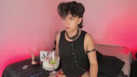 Snapshot of juandaaa__ chatting on 19, 12, 2025 juandaaa__ online show from 19, 12, 2025