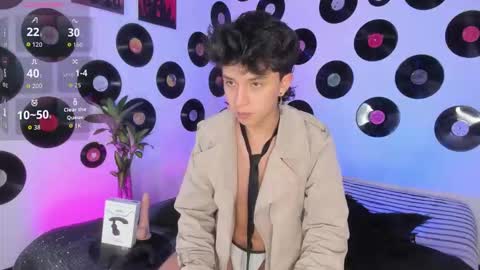 Snapshot of juandaaa__ chatting on 4, 2, 2026 juandaaa__ online show from 4, 2, 2026