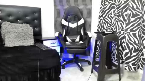 Juan Diego Uribe online show from 14, 2, 2025