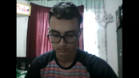 Juanesan CaballeroSolitario online show from 6, 2, 2025