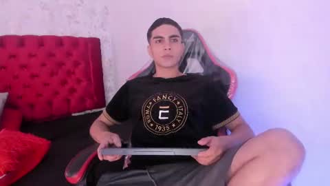 Snapshot of juanga_briel chatting on 12, 7, 2026 JUAN GABRIEL online show from 12, 7, 2026