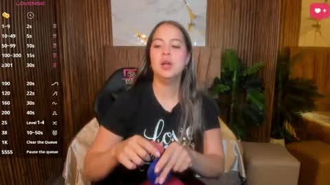 Snapshot of juanita_tay chatting on 2, 5, 2026 JUANITA online show from 2, 5, 2026