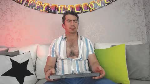 Snapshot of juank_fit45 chatting on 21, 10, 2025 Juan k online show from 21, 10, 2025